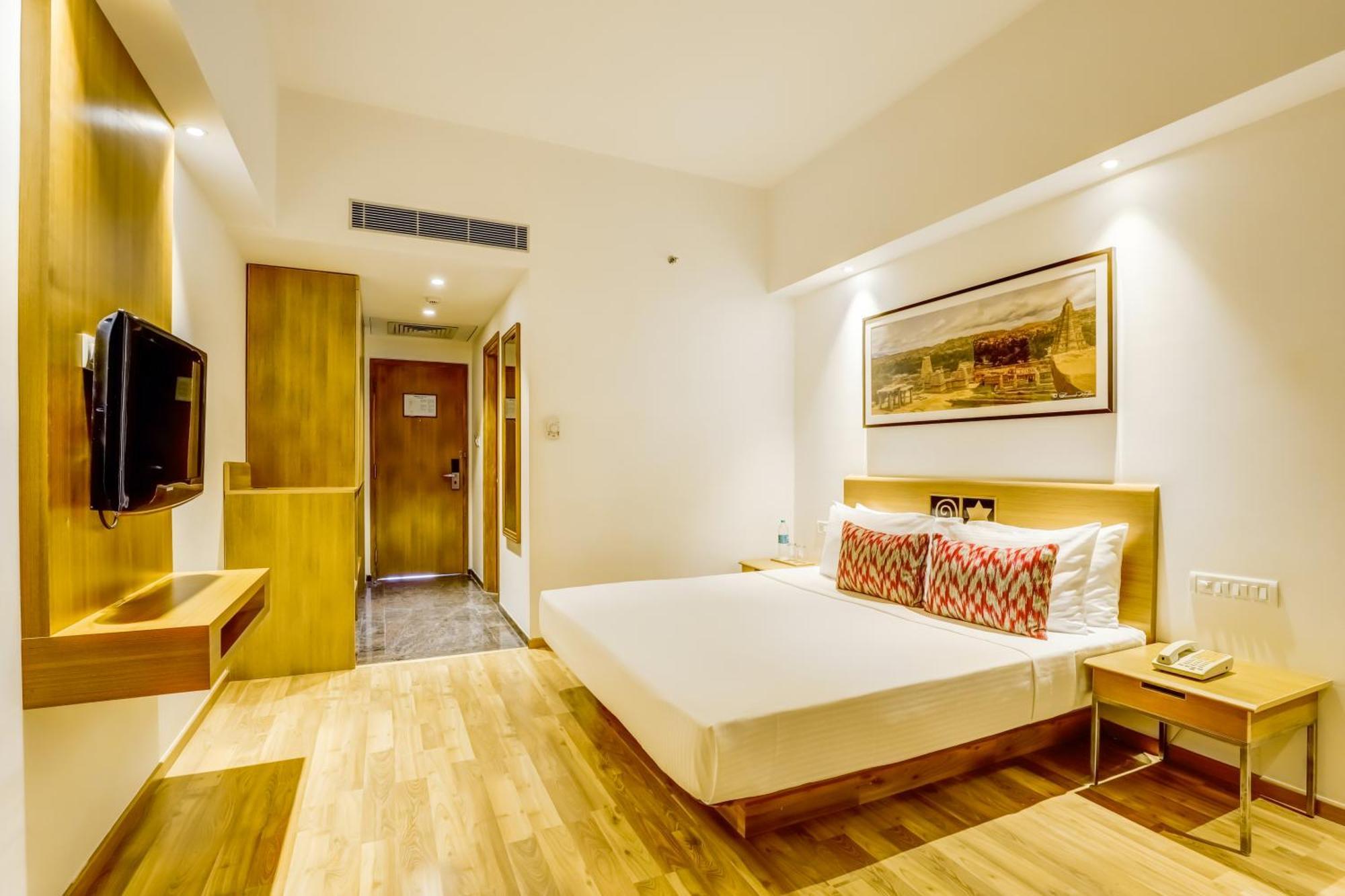 Lemon Tree Hotel Whitefield, Bengaluru Exteriör bild
