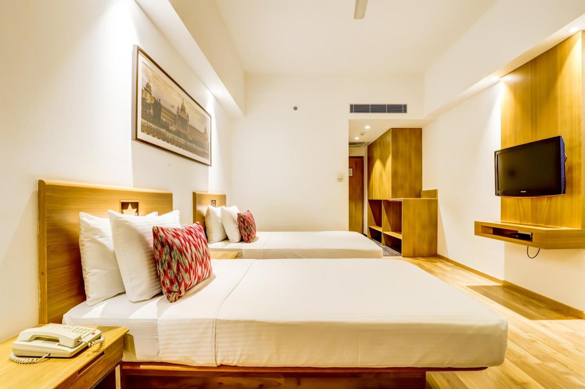 Lemon Tree Hotel Whitefield, Bengaluru Exteriör bild