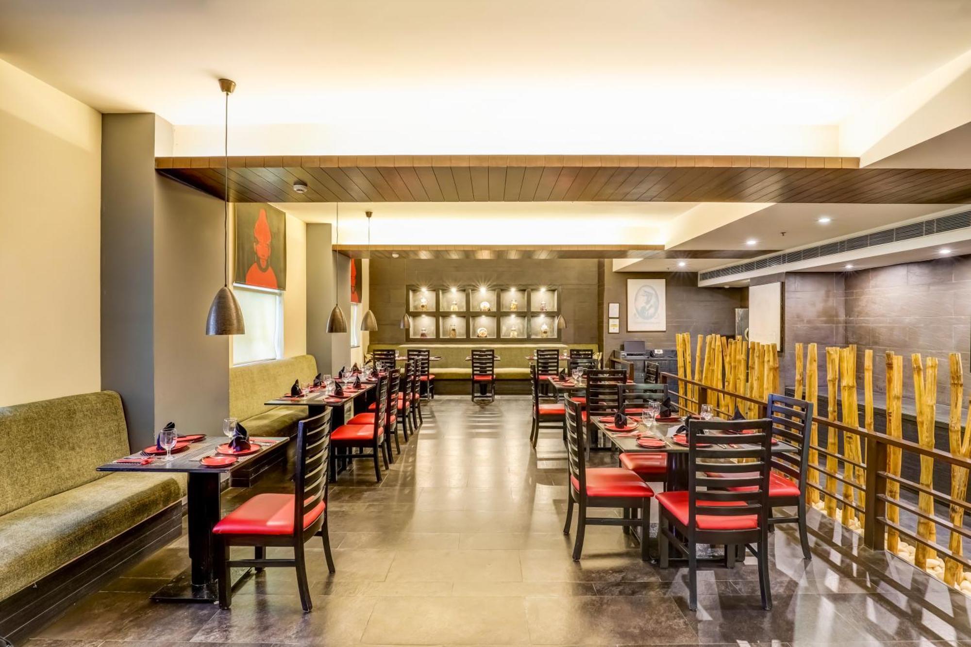 Lemon Tree Hotel Whitefield, Bengaluru Exteriör bild