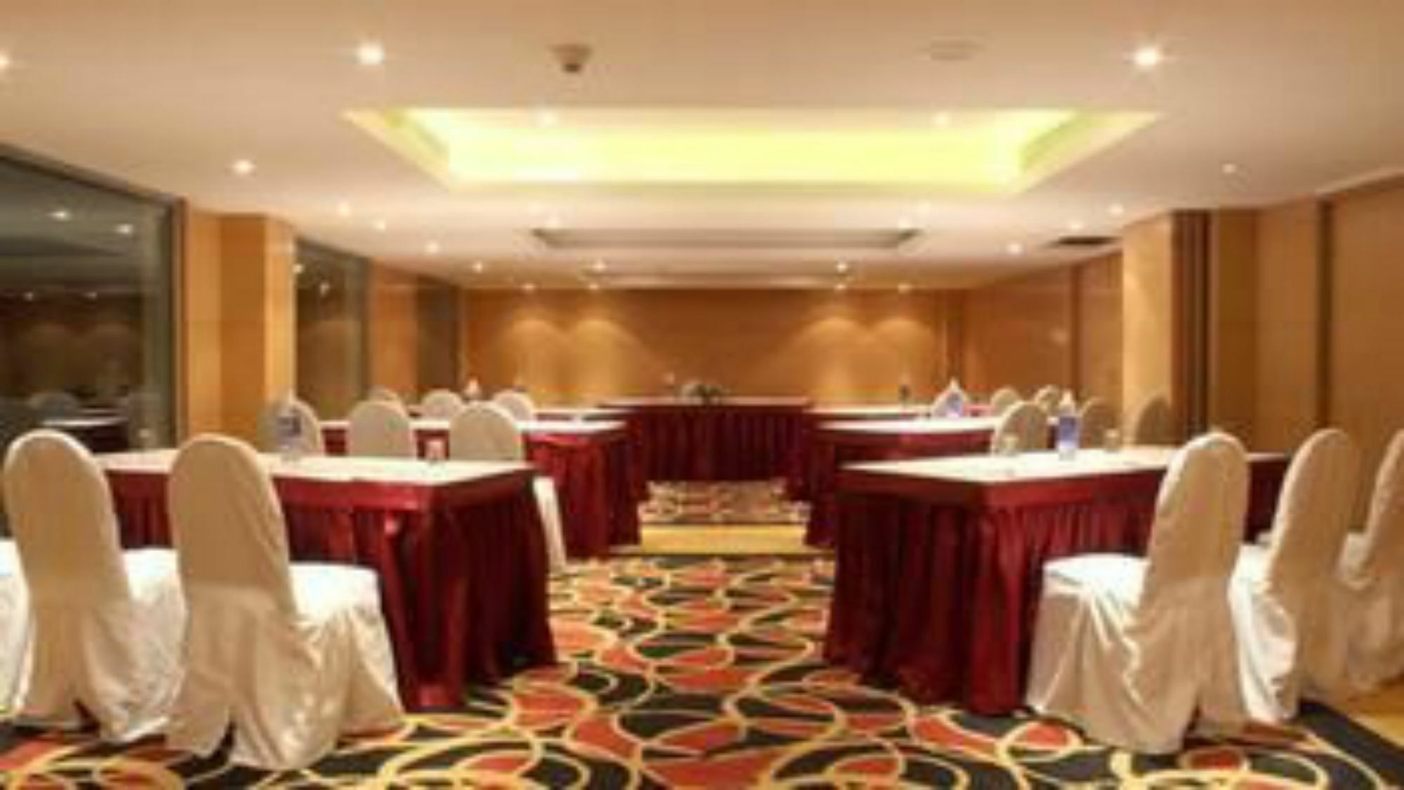 Lemon Tree Hotel Whitefield, Bengaluru Exteriör bild
