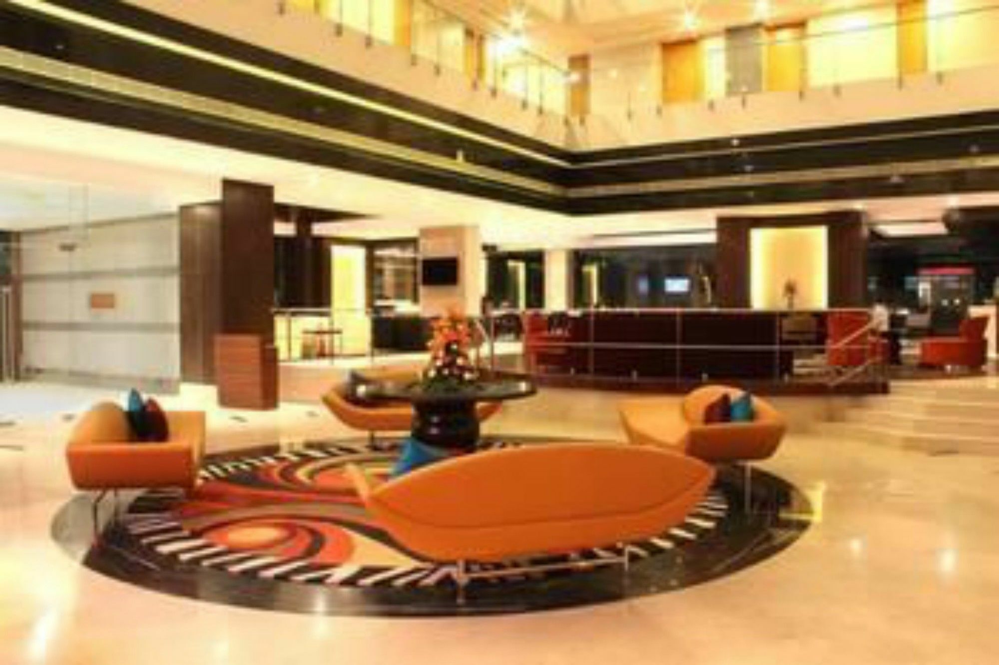 Lemon Tree Hotel Whitefield, Bengaluru Exteriör bild